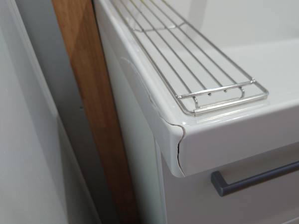 防水シーツを洗ったら、家が『大惨事』に！　失敗談に「知らなかった！」「怖すぎる」