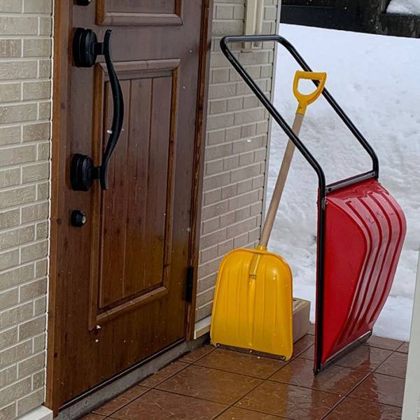 ヤマト配達員「本当に置いておいていいんですか？」　帰宅後に見たら、荷物がこうなっていた