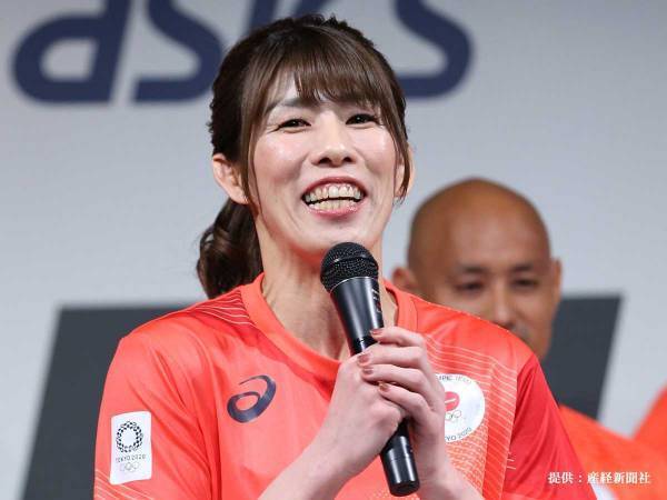 「オリンピック狙えそう」　タレント・吉田沙保里の準備運動をご覧ください