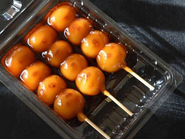 「みたらし団子」を汚さず食べる　身近な◯◯を使ったライフハックとは？