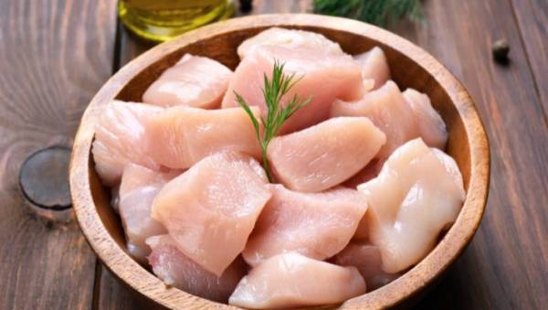 丸亀製麺の天ぷら「かしわ」って何？　とり天との違いは？