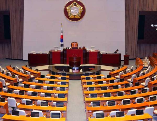 「この国だけ、時が止まってる」　女性議員が増えない日本　格差是正を阻む『根強い声』とは？