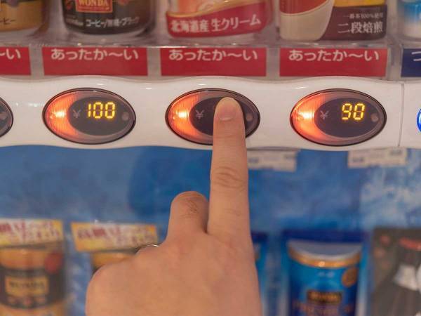 学生「大人は缶コーヒー買いすぎ」　数年後の展開に「わかりみが深い」