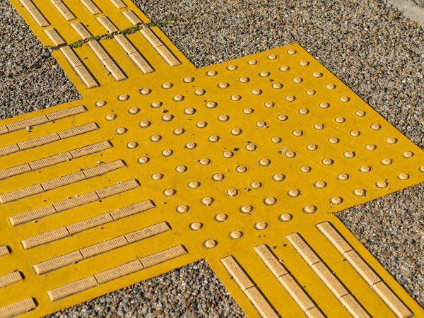 物議醸した『アンパンマンミュージアムの点字ブロック』　今後について回答