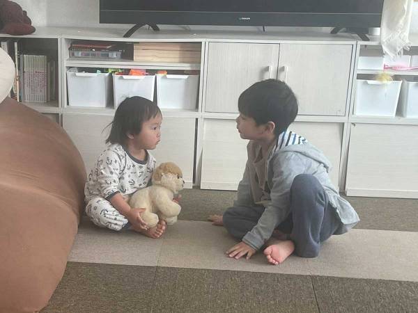 弟を叱る兄　母親が「もっと優しくしてあげて」と声をかけ、返ってきた言葉は？