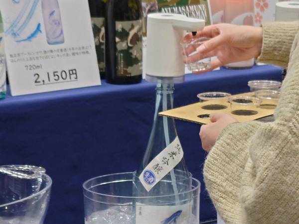 酒造会社が集まるイベントで大活躍！　ビンに付いていたものに「鼻水出そうになった！」