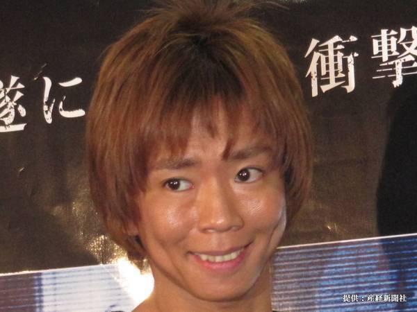 「ラブ注入」で大ブレイク　自称５０代の楽しんご、現在の姿に反響