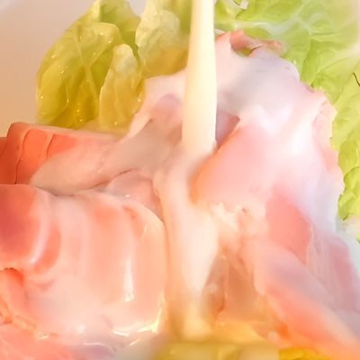 材料を入れてレンチン！　ボウル１つで作るクリームシチューの作り方