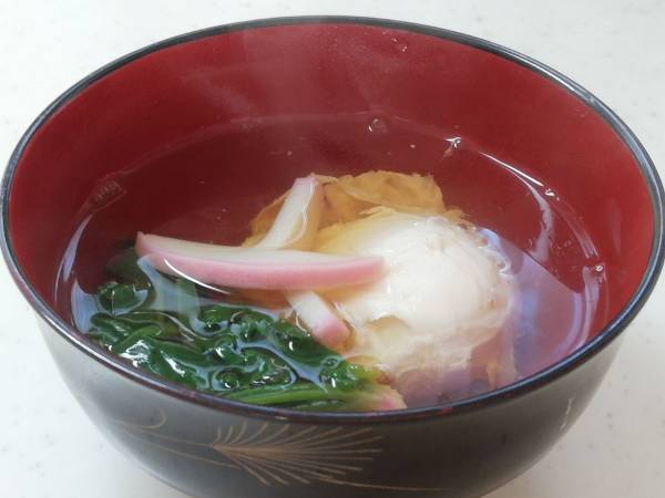 「すごい」「確かにうまい」　永谷園公式『ホットミルク』でつくるお吸い物が絶賛の嵐