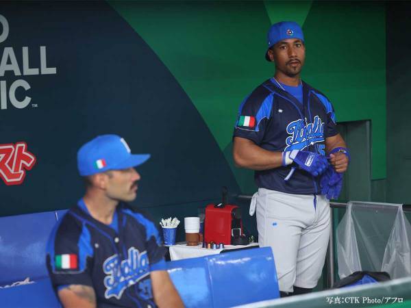 「こんなの笑うわ」「さすがすぎる」　各代表のベンチでの行動に、注目が集まったワケ