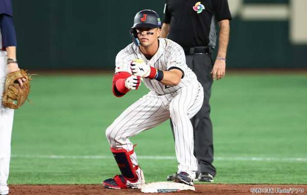 「こんなの笑うわ」「さすがすぎる」　各代表のベンチでの行動に、注目が集まったワケ