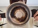 手軽さ反則級！　厄介な鍋の焦げ付きを落とす簡単テク
