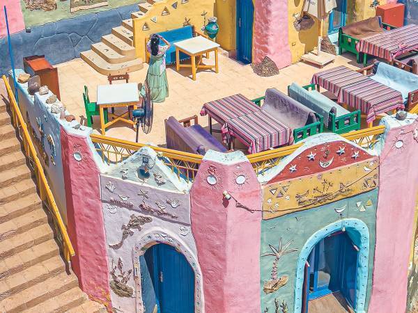 本当にこれは現実！？　夫婦が立ち寄った場所に「目を疑った」「完全に絵本の世界！」