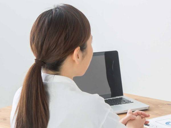 「朝からえらそうですよ」部下にいわれた言葉に衝撃！しかし、真相は…？　「笑った」「そういうことね」