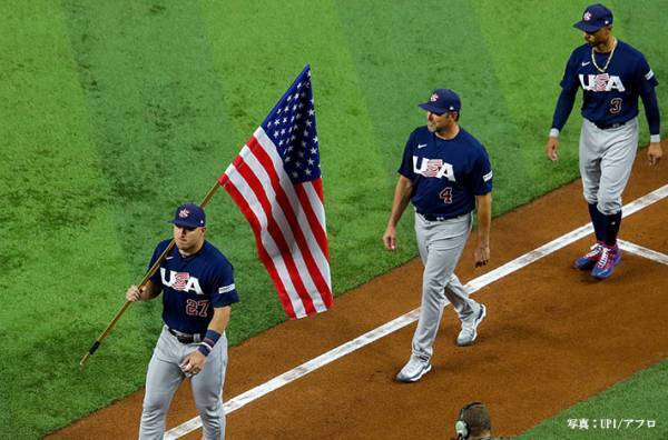 「かっこいい」「粋な演出！」　WBC決勝、アメリカと日本の入場シーンが胸熱！