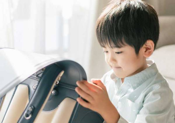 １年生になりたくない息子　ある日、笑顔で持って帰ってきたものが？　「泣きそうになった」