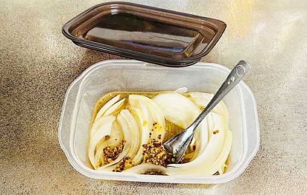 アメリカではおなじみの料理　ゆで卵に入れたものが「天才では？」