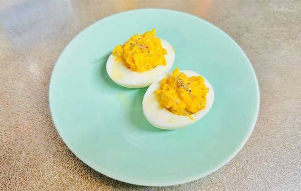 アメリカではおなじみの料理　ゆで卵に入れたものが「天才では？」