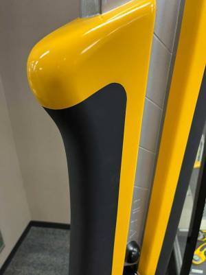 ある日突然、会社に届いたカッター　ネットでツッコミの声　「デカすぎだろ！」