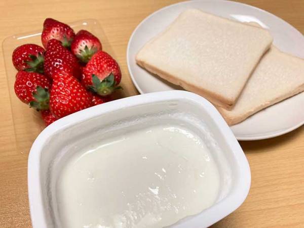 生クリームを『あるもの』で代用してフルーツサンドを作ると？　「これは食べたい」