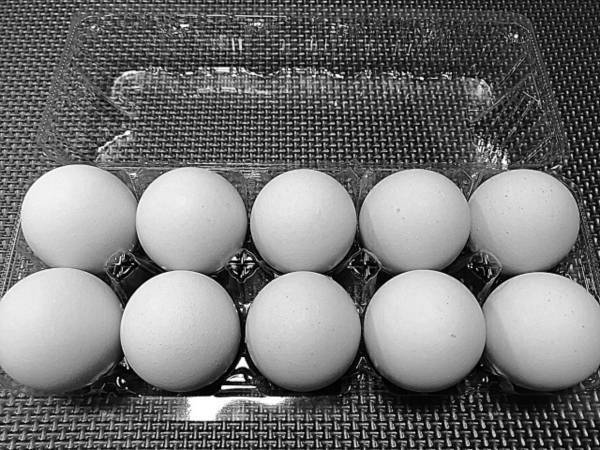 あの調理器具の乗せるだけ！？　卵の黄身と白身を分ける裏技に「もっと早く知りたかった」