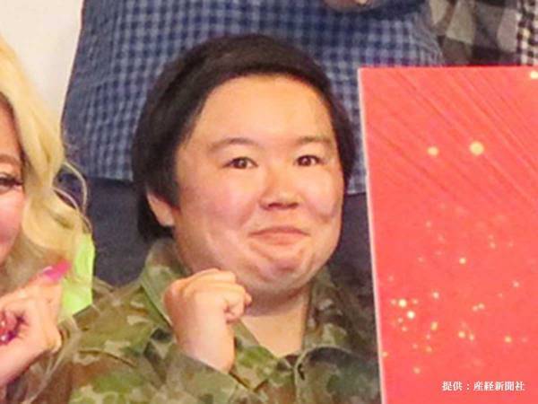 元自衛官のやす子　熱海で撮影した１枚に１９万人が「笑った」「じわじわくる…！」