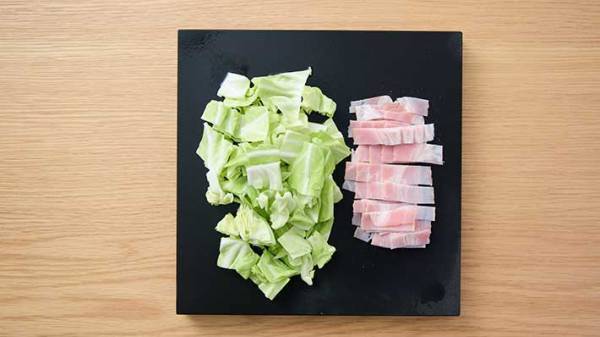 「春キャベツを見かけたら絶対作って」　スーパーが紹介するレシピに「これはあかんやつ…」