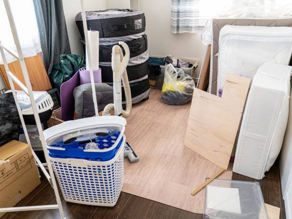 女性でも楽チン！　重い家具を簡単に動かせる便利な台車