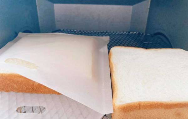 １００円均の『トースターバッグ』で普通の食パンを焼いたら…　想像以上の焼き上がり！