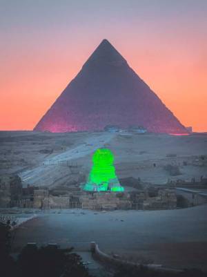 夕方のスフィンクスがファンキーすぎると話題に　「ユーロビートが聞こえてきそう」