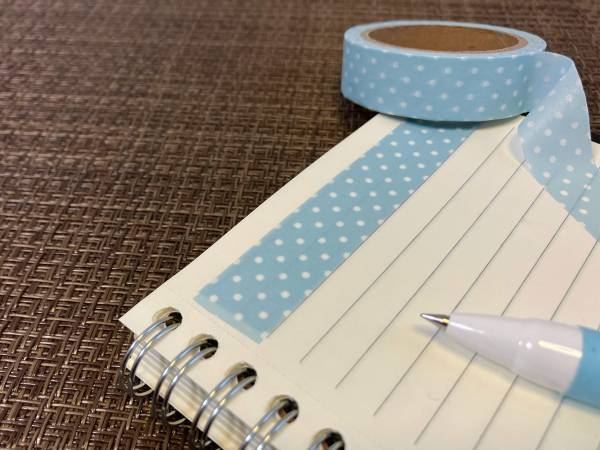 濡れたノートを冷凍すると？　ライフハックに「これは必見」「もっと早く知りたかった！」