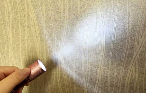 切れた乾電池を『ちょっと復活させる裏技』　「助かった」「手軽にできる！」