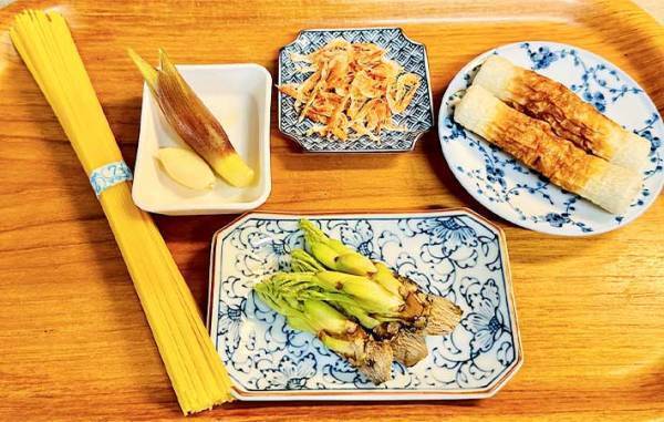 今が旬の『あの山菜』が簡単パスタに！　「これはリピ確定」「渋みがアクセント」