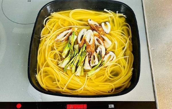 今が旬の『あの山菜』が簡単パスタに！　「これはリピ確定」「渋みがアクセント」