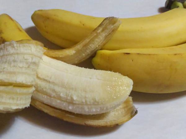 バナナの保存方法を比べてみた結果に「ためになる」「なるほど」