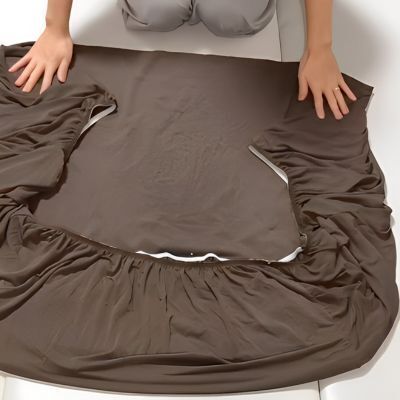 地味にストレスだった…！　ボックスシーツをきれいに畳む方法に「なるほど」「目からウロコ」