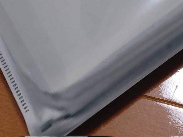 センスが光るクリアファイル　「私にピッタリ」「そっと離れよう…」