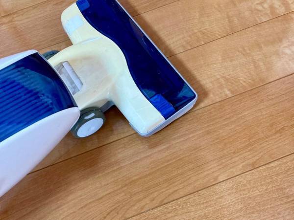 窓を開けるのはNGだった！？　実は間違っている掃除機のかけ方に仰天