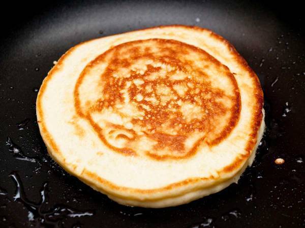 ホットケーキといえばハチミツ…だけじゃない　土井善晴の投稿に「斬新」「やってみたい」の声