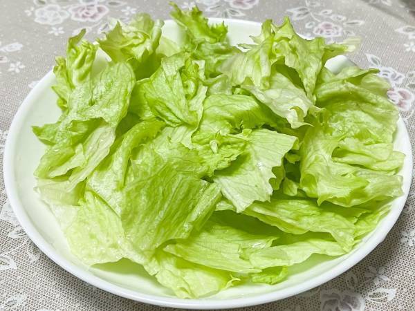 タイマー○分が正解！　レタスの５０℃洗いの正しいやり方に「旨味出る」「生き返る」