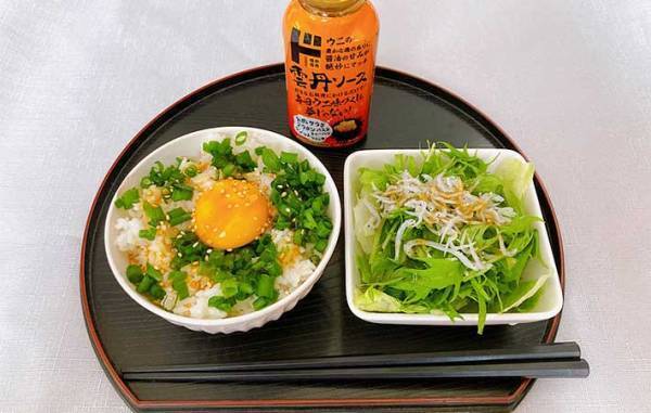 自宅でウニざんまい！　ドン・キホーテの『雲丹ソース』で、サラダと白米がワンランクアップ
