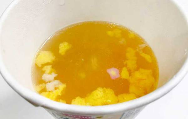 「想像以上にレモン」「冷やしてもいい」　エースコック『スープはるさめ』が爽やかな味わい