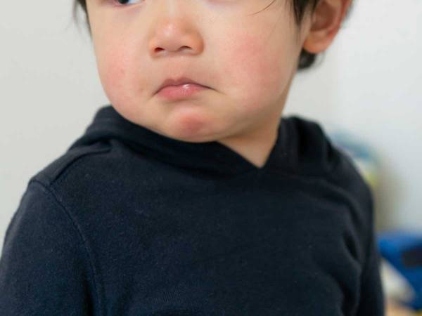 「かわいい我が子、預けてまで働くのか」　自問自答する母親に、保育園６年目の女性は？　「完全に同意」