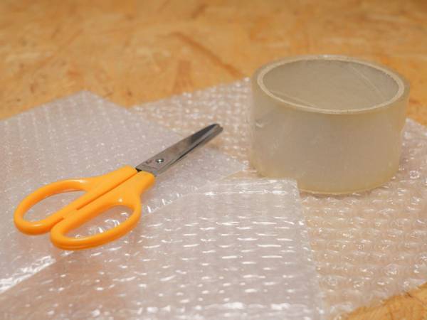 ハサミの切れ味が一瞬で復活する裏技に「試してみる」「これはやるしかない」