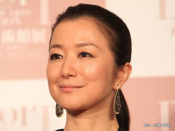 「多才すぎる」「そんな一面が！」　鈴木京香が受賞した賞に、称賛の声相次ぐ