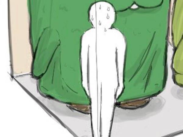 エレベーターで目的の階で降りられなかった…　その理由になぜか「羨ましい！」