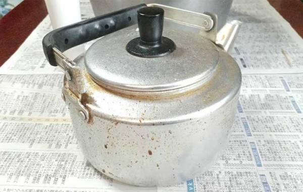 軍手の下に『あれ』を装着！　家事代行サービス会社おすすめの『掃除テク』が、かゆいところに手が届く