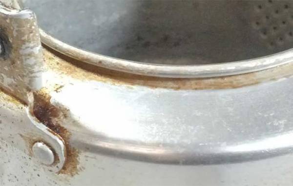 軍手の下に『あれ』を装着！　家事代行サービス会社おすすめの『掃除テク』が、かゆいところに手が届く