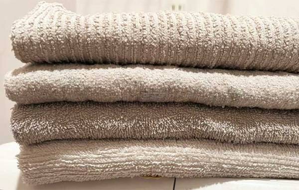 『あれ』を１枚入れるだけ！　時短で乾燥機を回す方法に「ふわっとした」「節約になる」