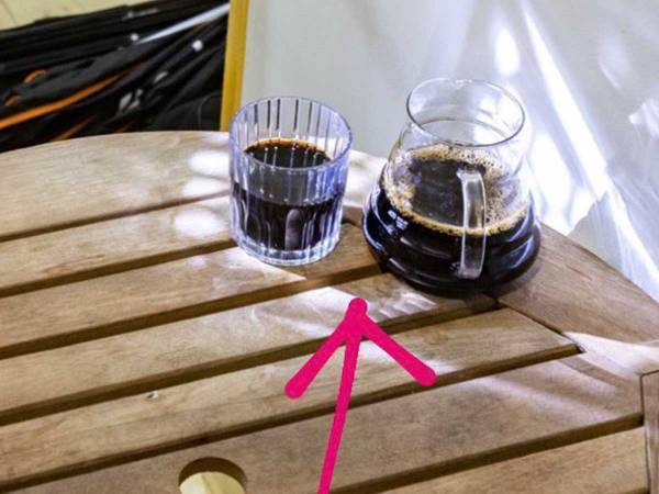 スマホで撮ったコーヒーの写真、実は…　「発想が凄すぎる」「クオリティ高い」